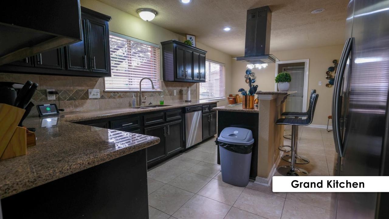 Pool House, 20 Minutes From Dt 4Bdr For 10 Guests - Winkleman Villa Houston Exterior photo