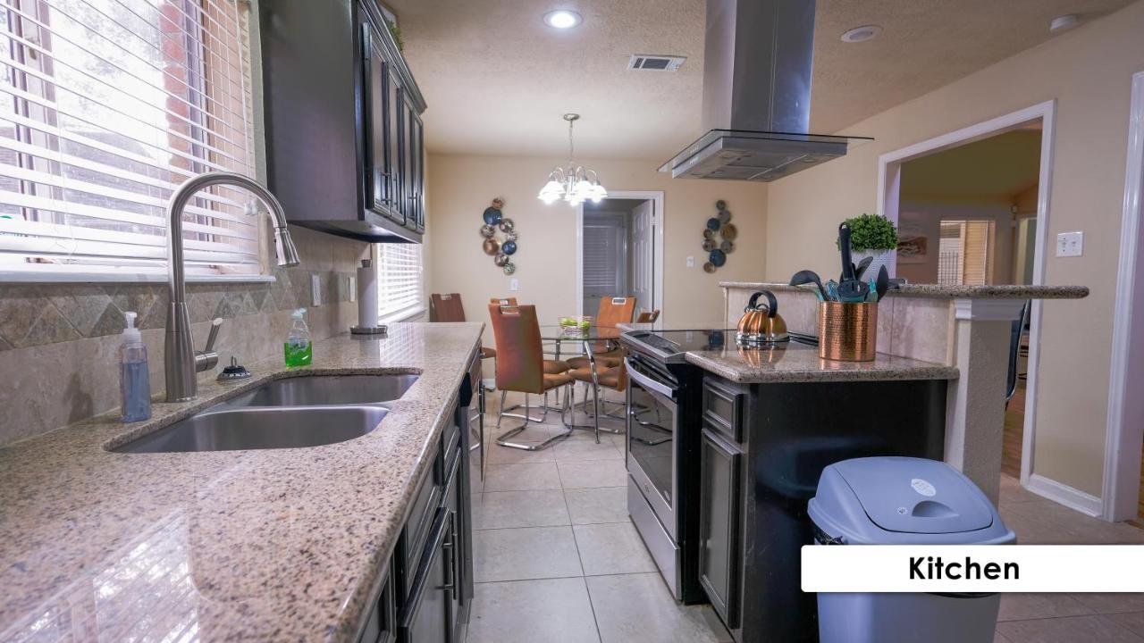 Pool House, 20 Minutes From Dt 4Bdr For 10 Guests - Winkleman Villa Houston Exterior photo